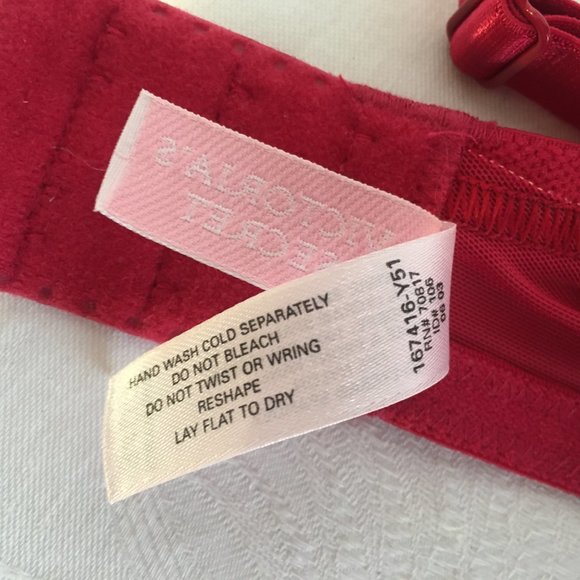 Victoria's Secret 34DD Unlined 1/2 Padding Push Up Cherry Red Lace Underwire Bra - Picture 16 of 16